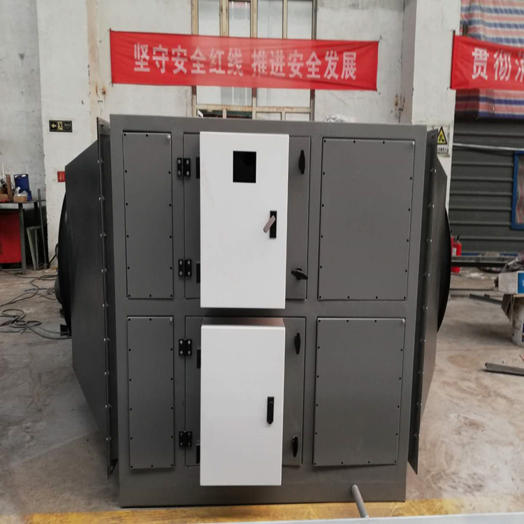 油煙凈化器和風(fēng)機(jī)是怎么進(jìn)行安裝的呢？